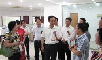 Dr. Fan, Mayor of Changzhou visited our Company
